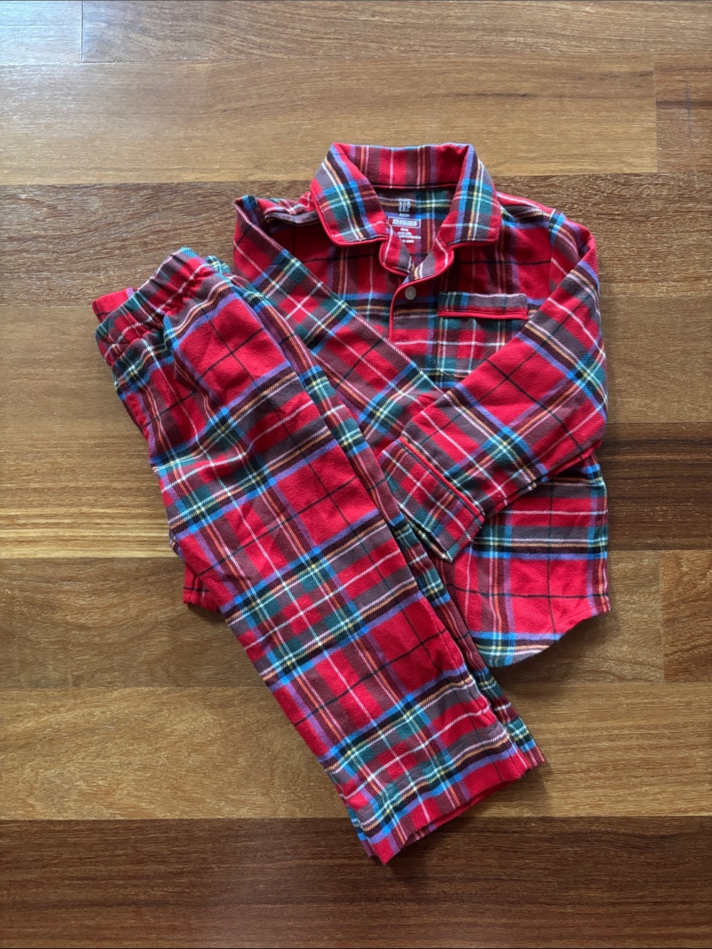 NWOT Gap Tartan pjs